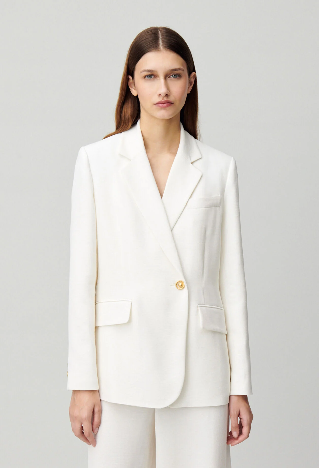 Buttoned blazer 4 Buttoned blazer