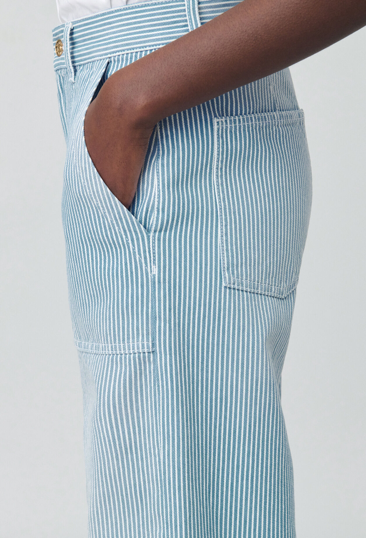 Wide-leg Faded Jeans 4 Wide-leg Faded Jeans