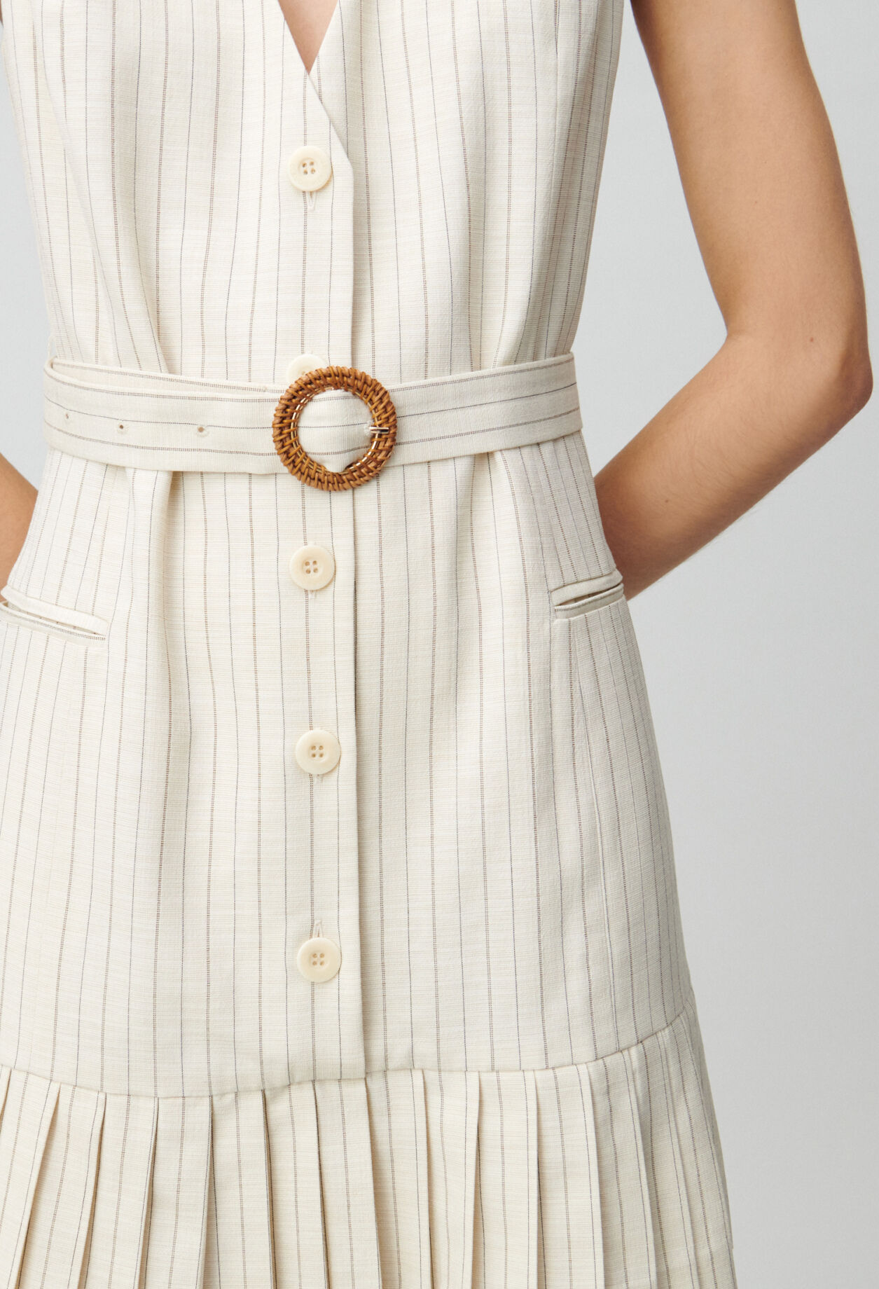 Pleated fitted short dress 3 Pleated fitted short dress