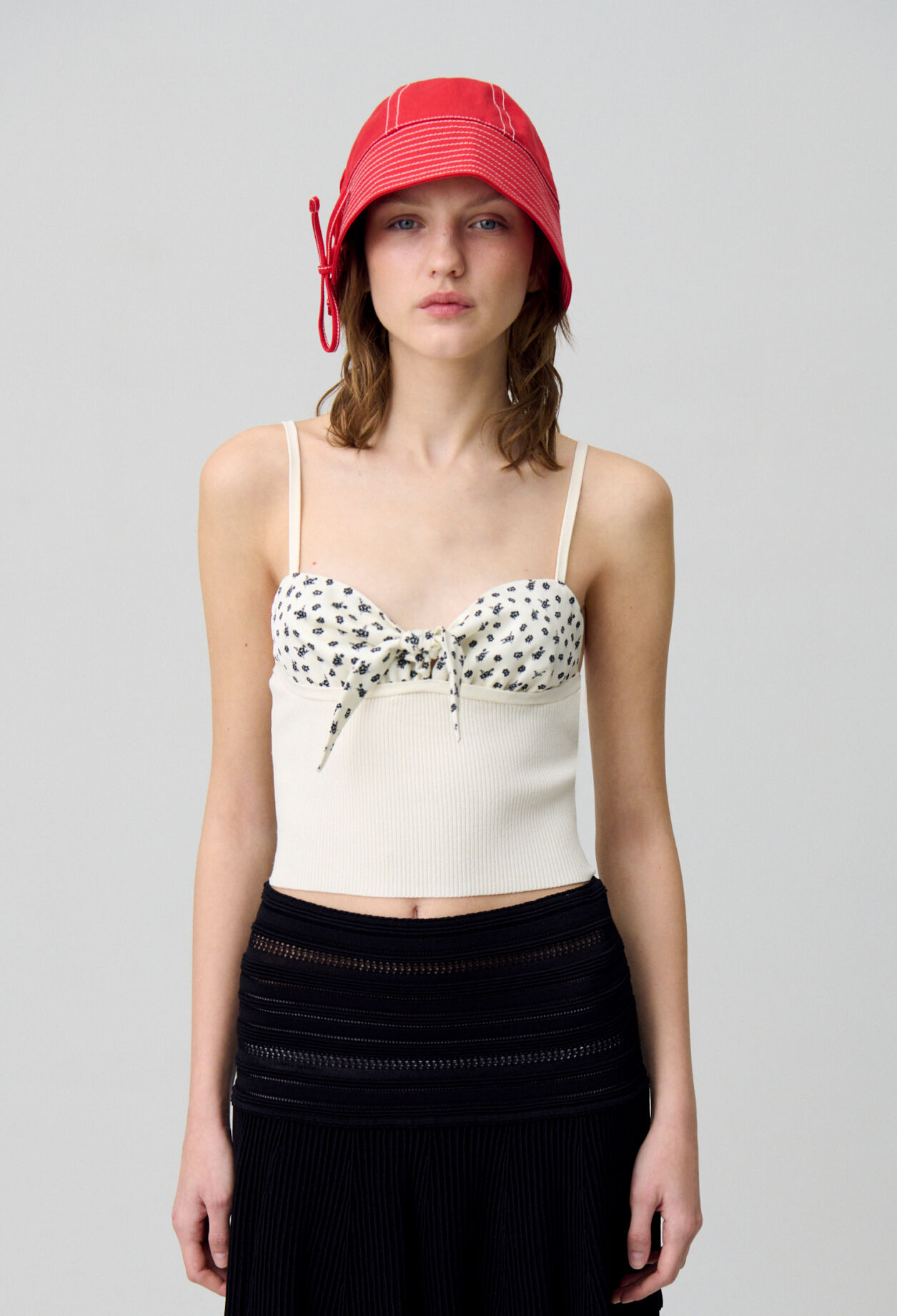 Fine Knit V-Neck Top 4 Fine Knit V-Neck Top