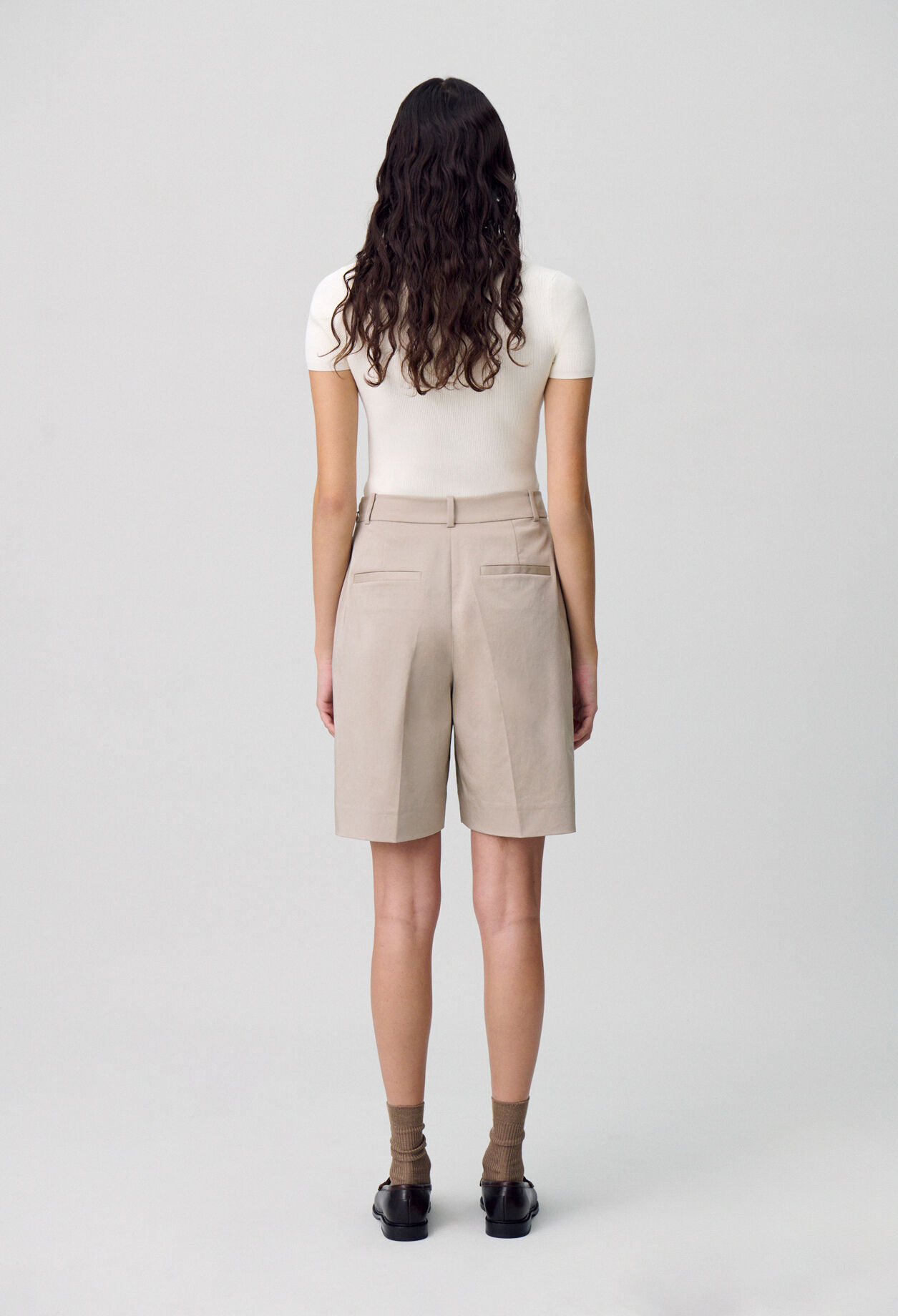Pleated Bermuda Shorts 4 Pleated Bermuda Shorts