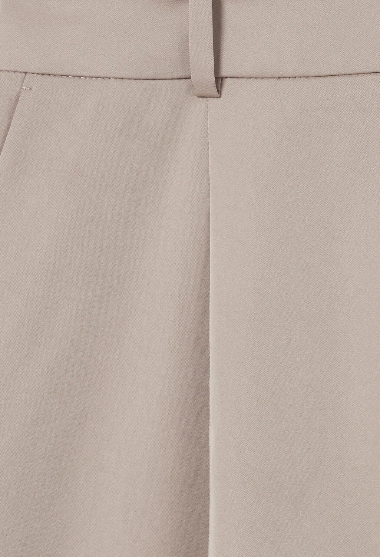 Pleated Bermuda Shorts 5 Pleated Bermuda Shorts