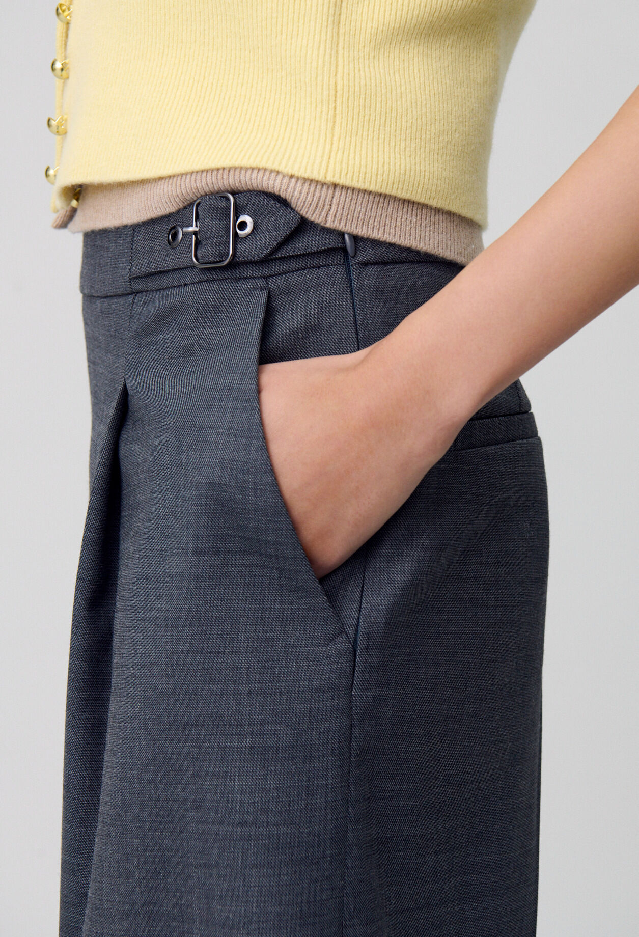 Pleated Bermuda Shorts 3 Pleated Bermuda Shorts