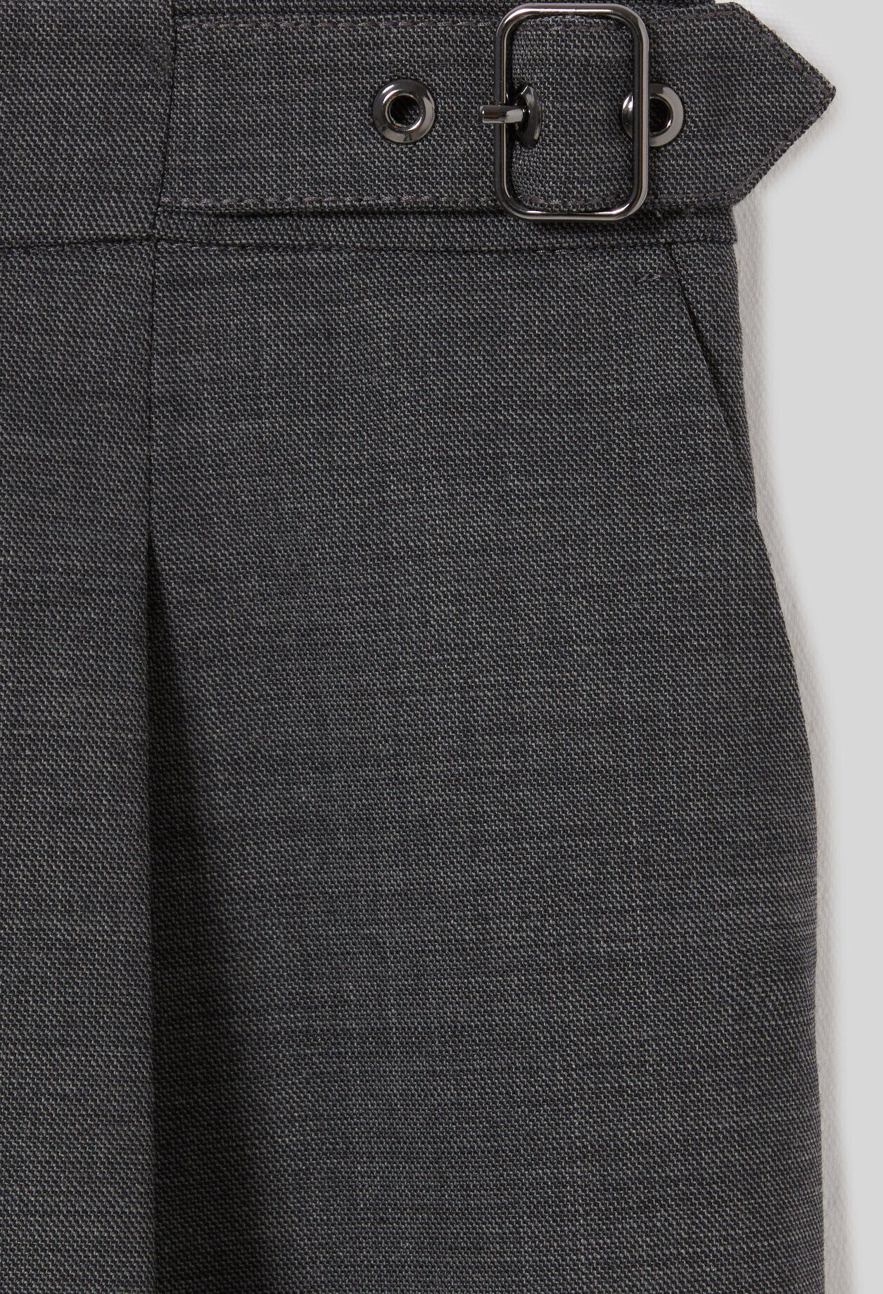 Pleated Bermuda Shorts 7 Pleated Bermuda Shorts