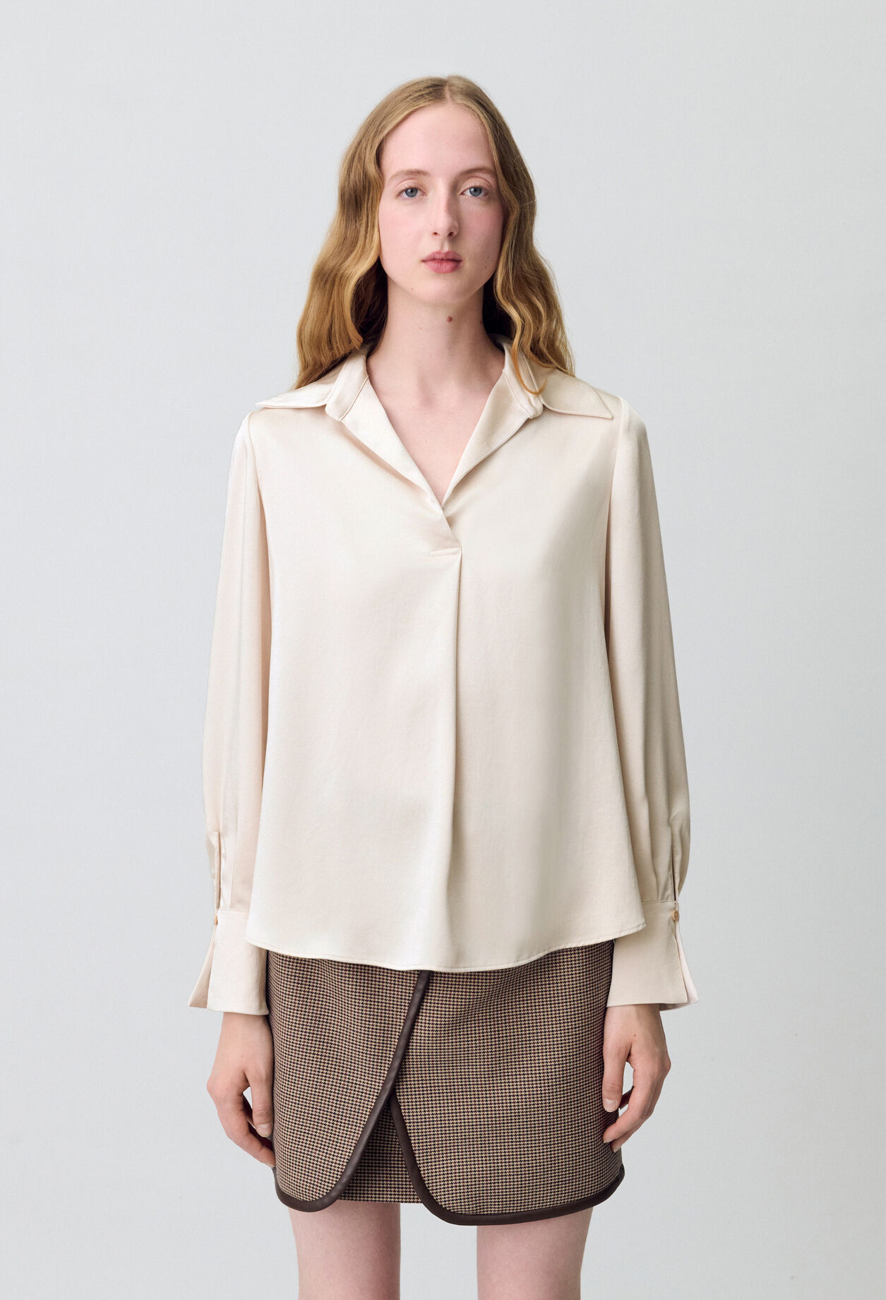 Floaty pleated blouse 4 Floaty pleated blouse