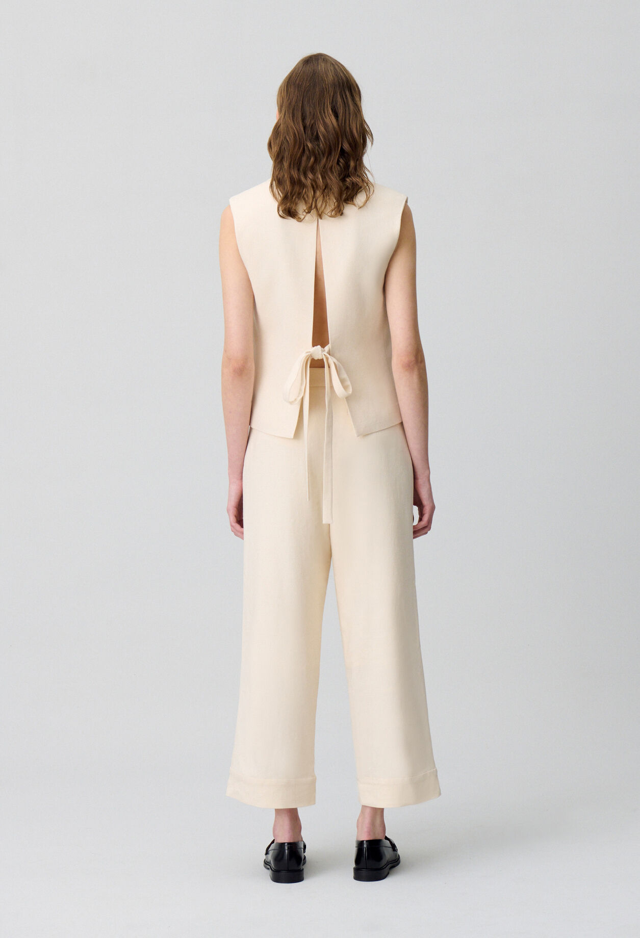 Sleeveless tailored blazer 6 Sleeveless tailored blazer