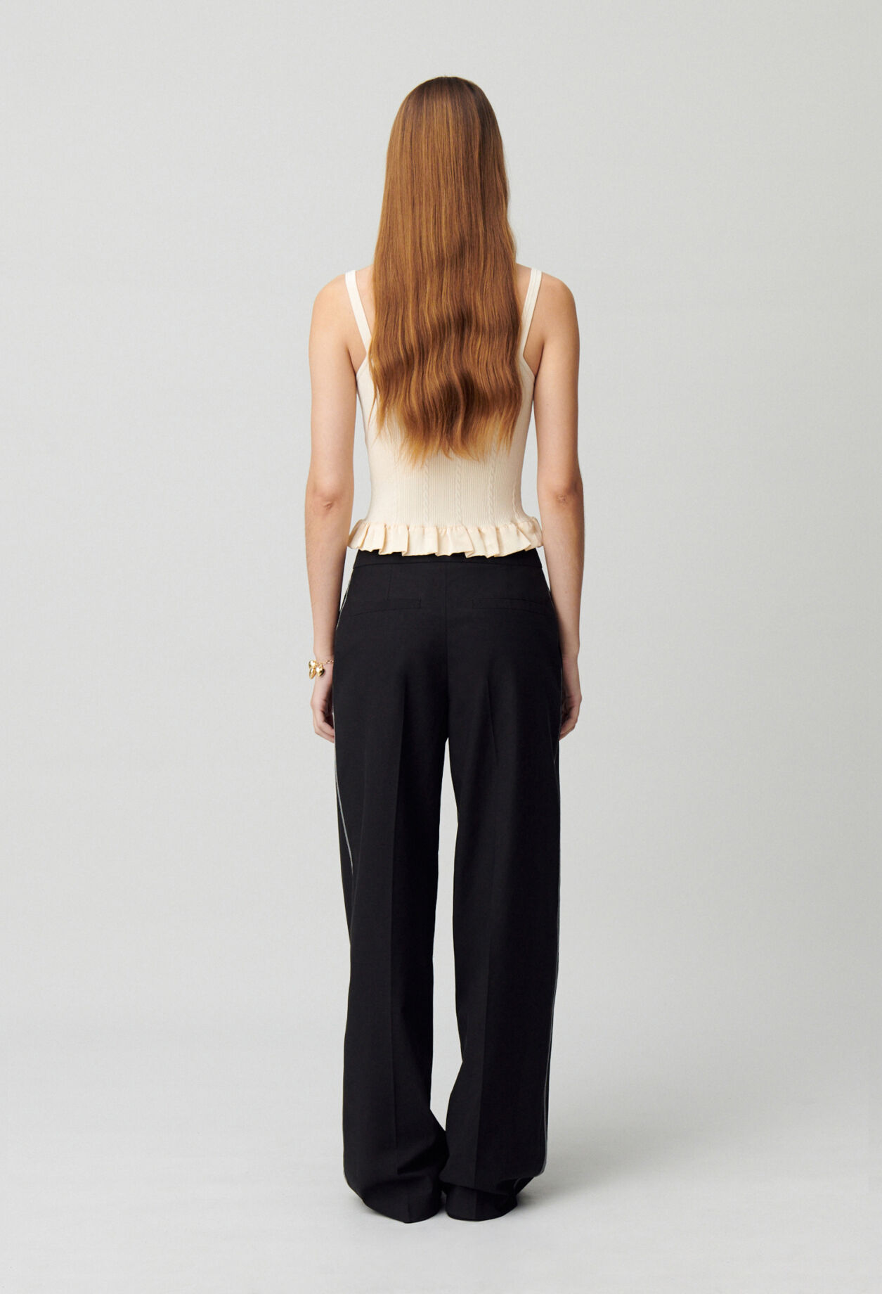 Wide-leg straight trousers 5 Wide-leg straight trousers